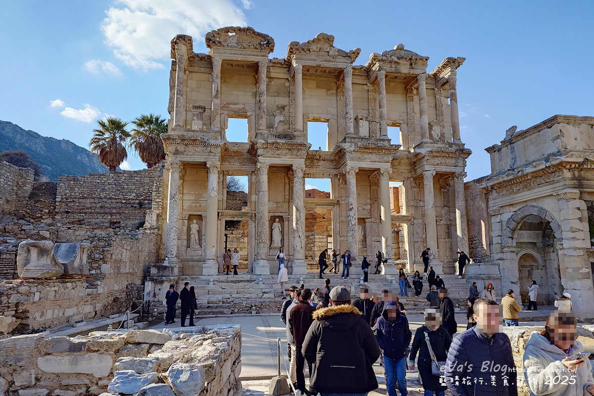 土耳其【土耳其蜜月旅遊】Ephesus Archaeological Site 艾菲索斯古城（以弗所）｜漫步千年古羅馬遺址令人驚嘆。土耳其景點