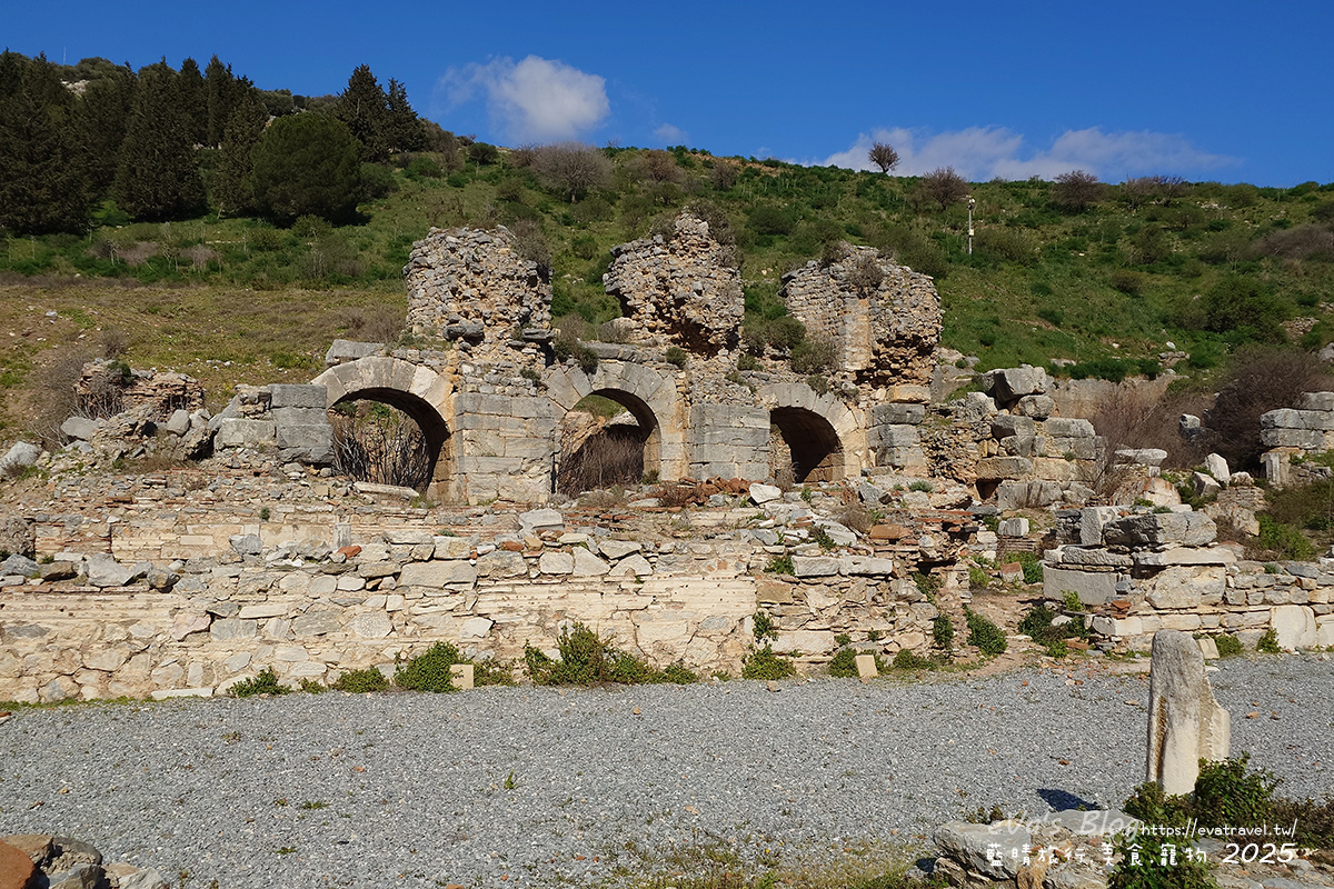 土耳其【土耳其蜜月旅遊】Ephesus Archaeological Site 艾菲索斯古城（以弗所）｜漫步千年古羅馬遺址令人驚嘆。土耳其景點