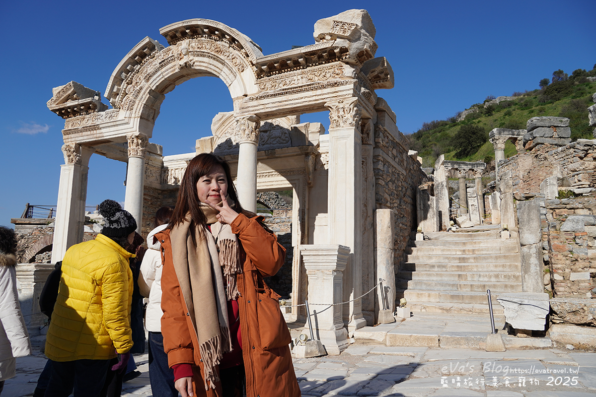 土耳其【土耳其蜜月旅遊】Ephesus Archaeological Site 艾菲索斯古城（以弗所）｜漫步千年古羅馬遺址令人驚嘆。土耳其景點