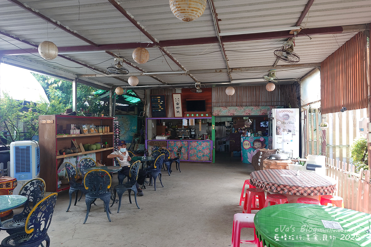 桃園市觀音區【桃園季節限定】蓮荷園休閒農場｜大王蓮水上漂體驗、寵物友善農園、美食洛神花臭豆腐、蓮子豆花。桃園景點