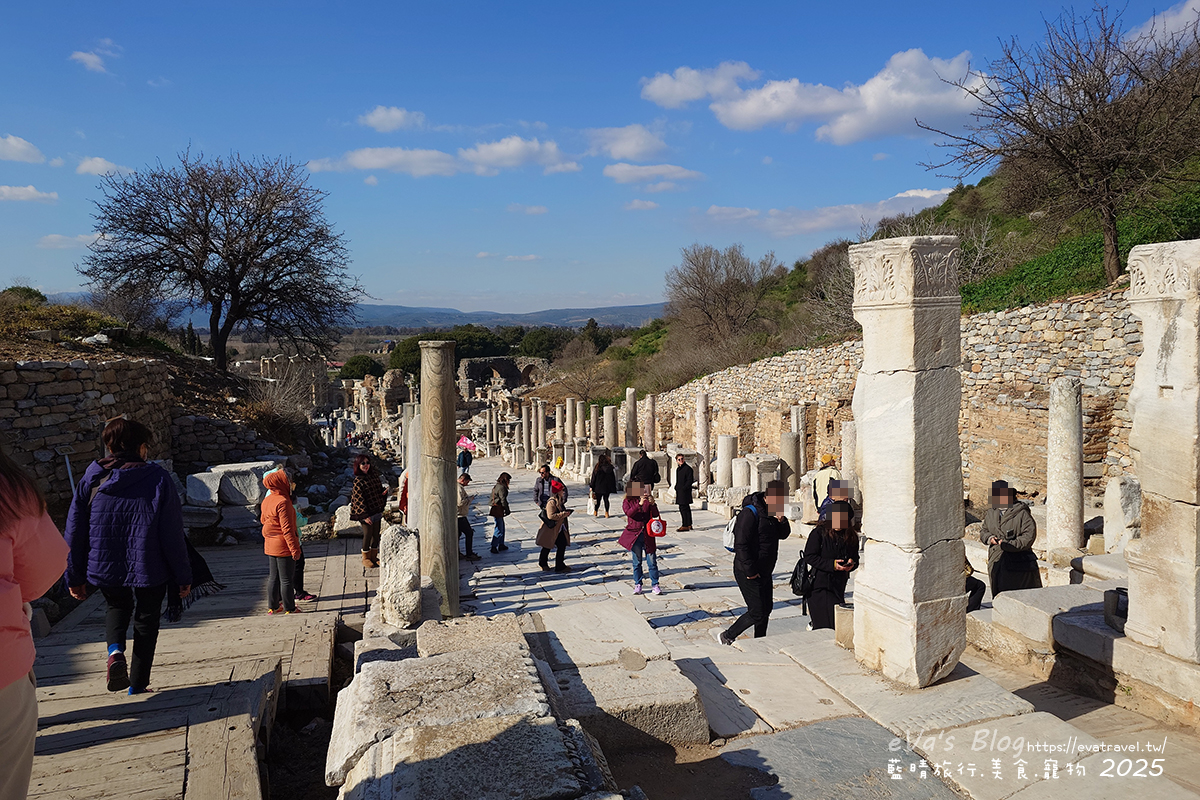 土耳其【土耳其蜜月旅遊】Ephesus Archaeological Site 艾菲索斯古城（以弗所）｜漫步千年古羅馬遺址令人驚嘆。土耳其景點