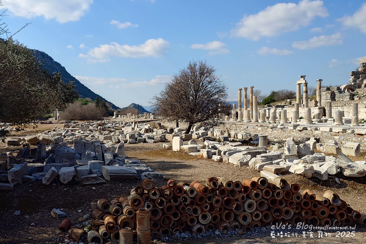 土耳其【土耳其蜜月旅遊】Ephesus Archaeological Site 艾菲索斯古城（以弗所）｜漫步千年古羅馬遺址令人驚嘆。土耳其景點