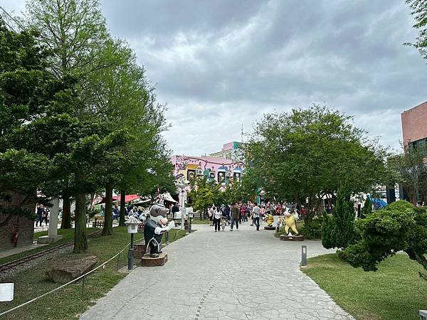 雲林免門票牧場推薦！千巧谷牛樂園，可搭小火車逛樂園，親子旅遊好景點
