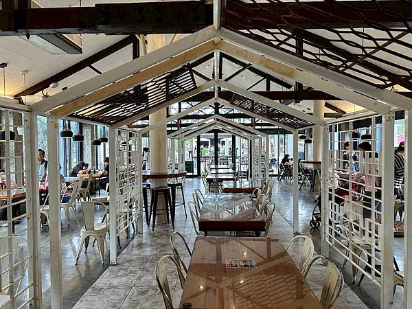 雲林免門票牧場推薦！千巧谷牛樂園，可搭小火車逛樂園，親子旅遊好景點