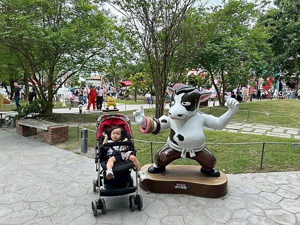 雲林免門票牧場推薦！千巧谷牛樂園，可搭小火車逛樂園，親子旅遊好景點