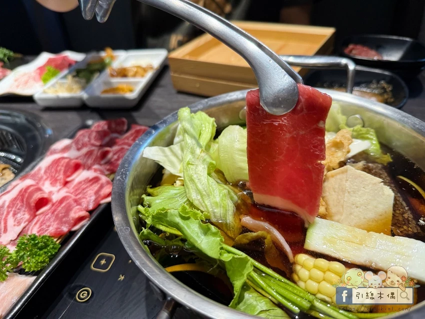 嘉義市西區《好客燒肉嘉義店》不到千元吃和牛?人氣老店全新升級回歸!有酷聖石、火鍋跟上百種食材一次滿足。嘉義生日聚餐燒烤最划算優惠~