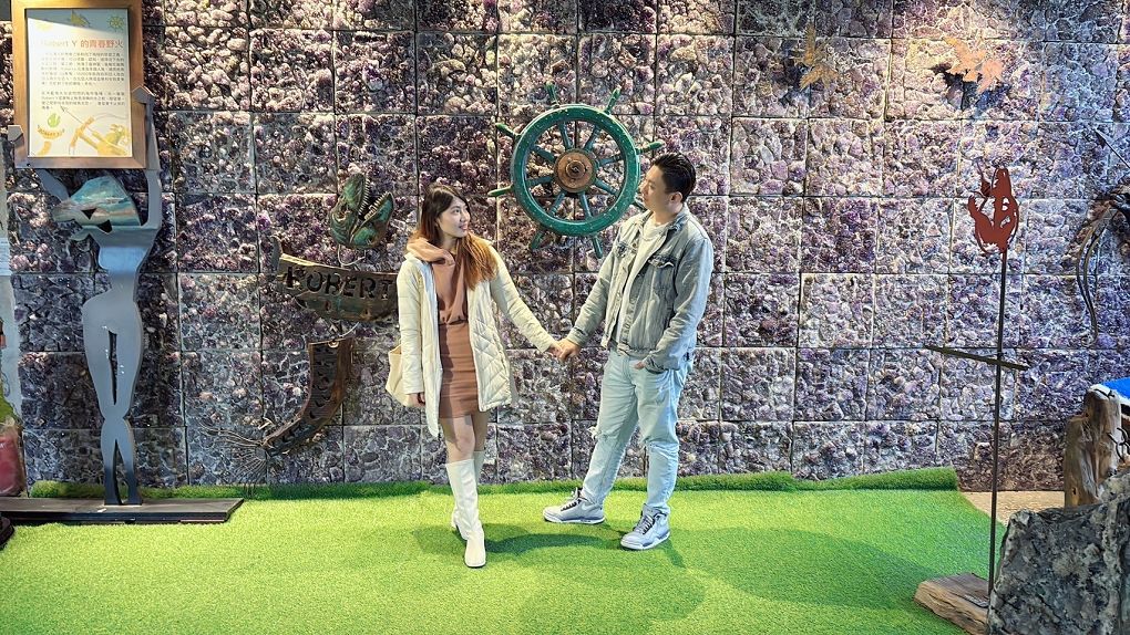 宜蘭Robert Y廢墟暴龍館！實境解謎暴龍的魔法，揭開遠古恐龍化石之謎！