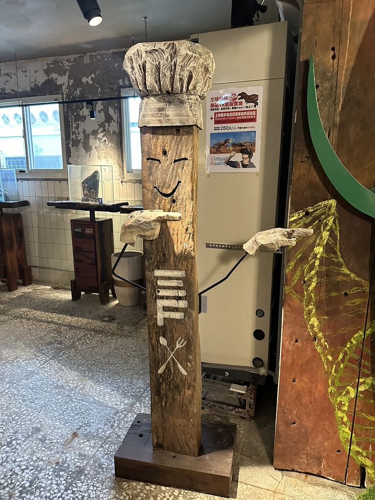 宜蘭Robert Y廢墟暴龍館！實境解謎暴龍的魔法，揭開遠古恐龍化石之謎！