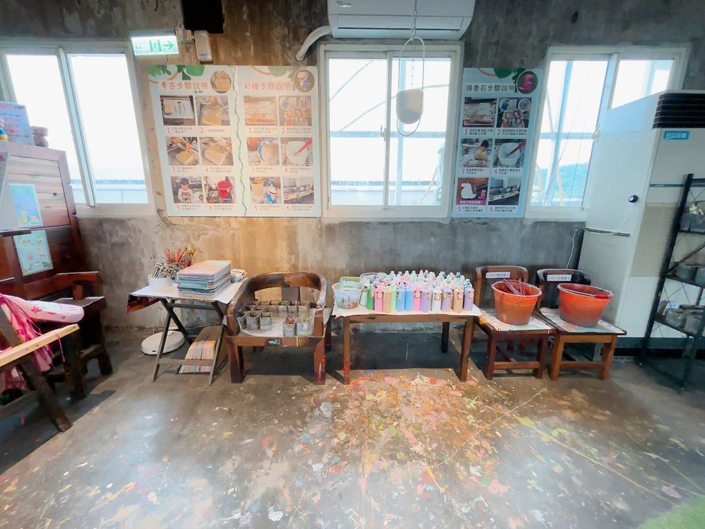 宜蘭Robert Y廢墟暴龍館！實境解謎暴龍的魔法，揭開遠古恐龍化石之謎！