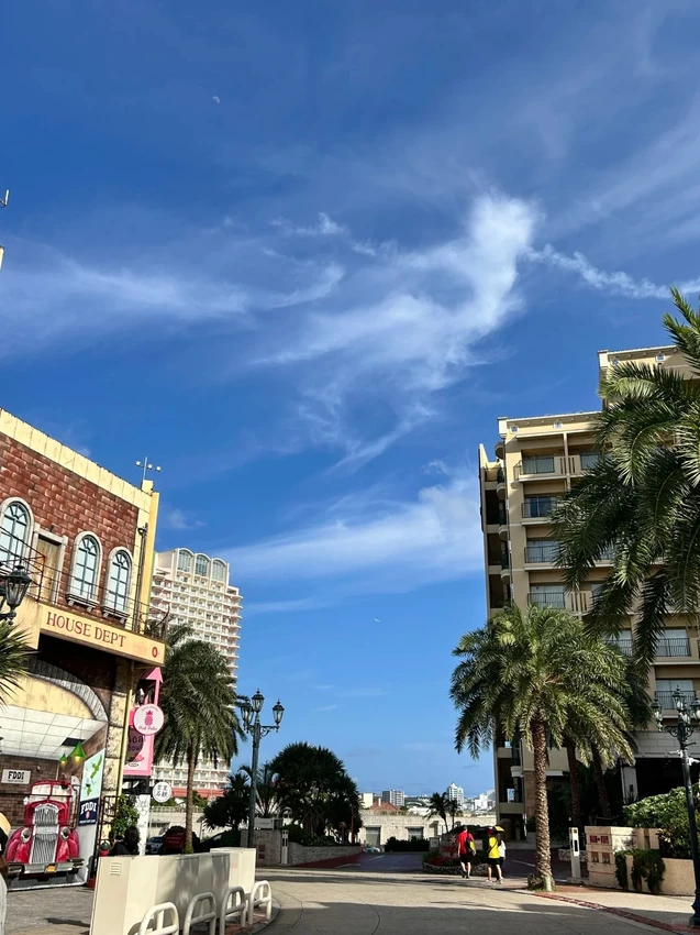 日本🎡 沖繩最繽紛的散步路線就在這！