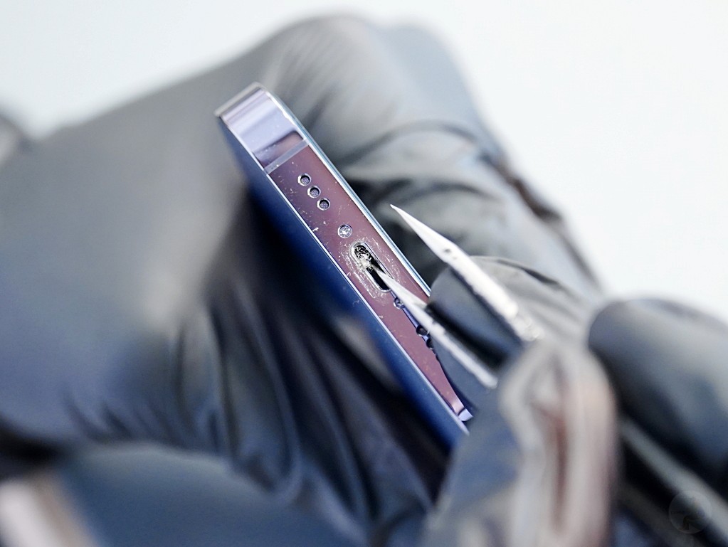 【台中 iPhone 維修推薦】鼎威維修 iPhone 14 Pro 換電池＋深層清潔、防水膠完整攻略