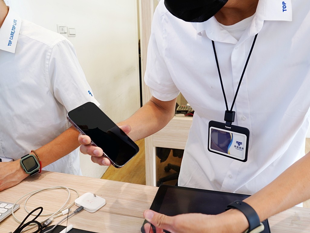 【台中 iPhone 維修推薦】鼎威維修 iPhone 14 Pro 換電池＋深層清潔、防水膠完整攻略