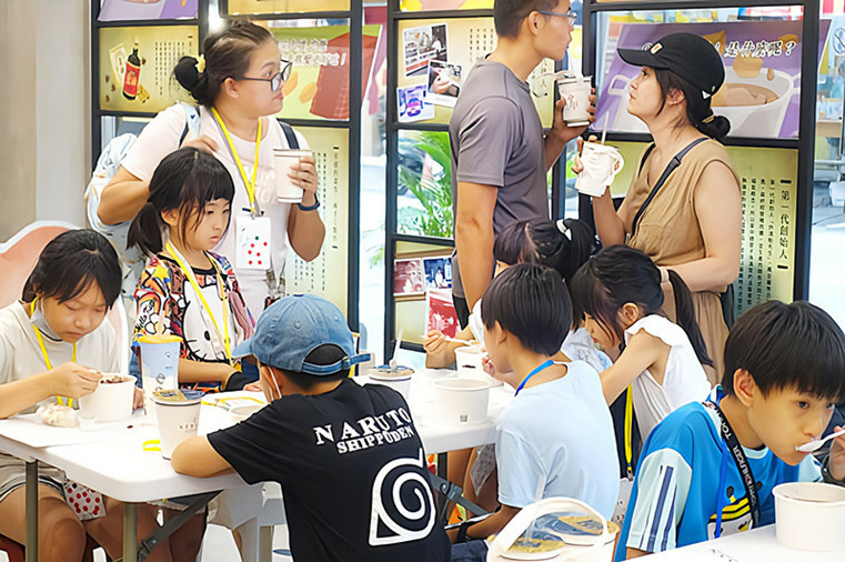 /tmp/phpiHf2Au /tmp/phpiHf2Au