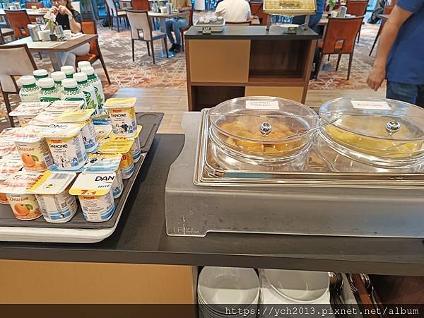 羅馬尼亞最後一晚歇腳處-克拉科瓦Ramada Plaza C