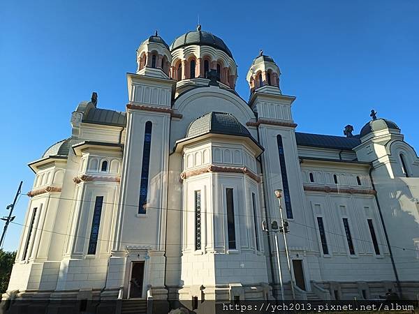 進入保加利亞邊界城鎮維丁，走逛多瑙河邊巴巴維達城堡