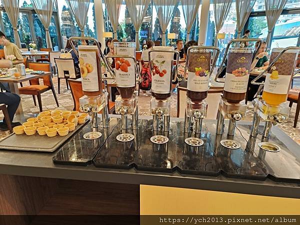 羅馬尼亞最後一晚歇腳處-克拉科瓦Ramada Plaza C