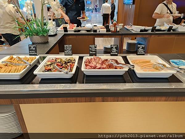 羅馬尼亞最後一晚歇腳處-克拉科瓦Ramada Plaza C