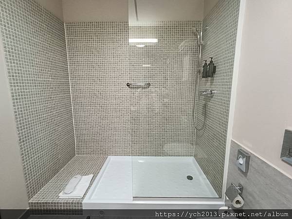 羅馬尼亞最後一晚歇腳處-克拉科瓦Ramada Plaza C