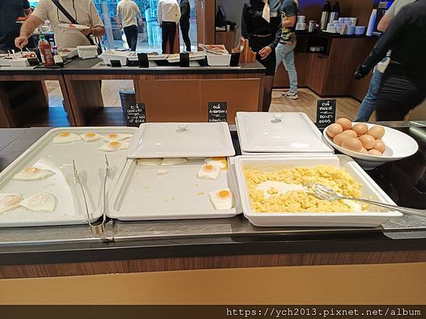 羅馬尼亞最後一晚歇腳處-克拉科瓦Ramada Plaza C