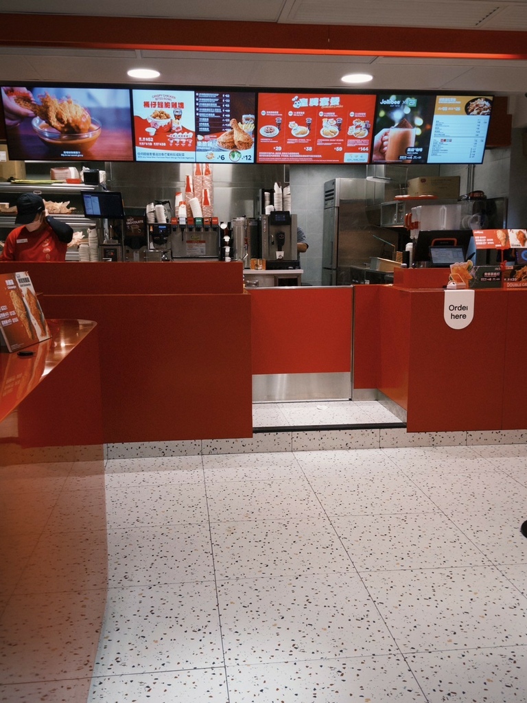 【香港 北角】香港 Jollibee 速食店|必吃菲式炸雞與 【香港 北角】香港 Jollibee 速食店|必吃菲式炸雞與