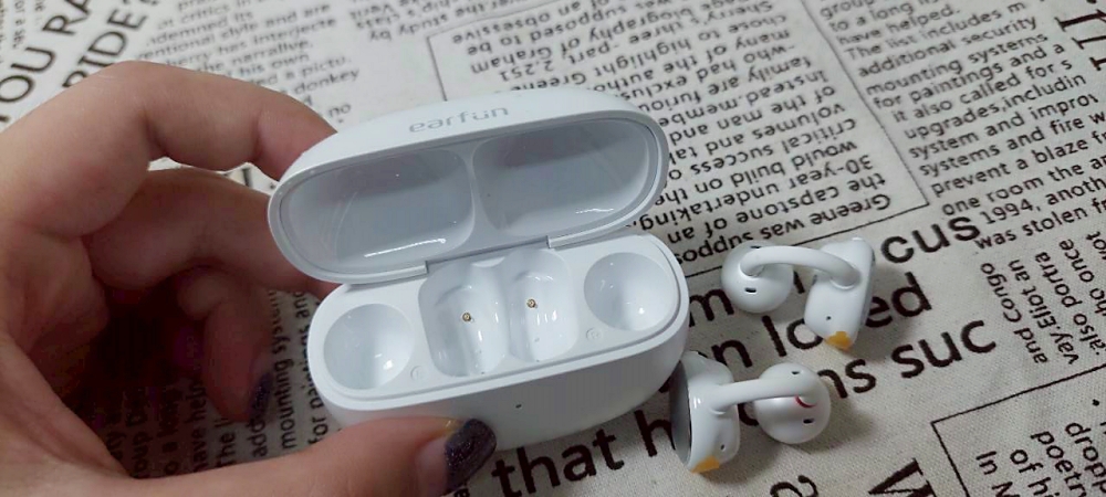 3C開箱｜開放夾扣式藍牙耳機推薦，EarFun Clip 開