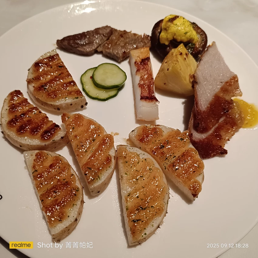 台北市信義區20250912 Urban Paradise，4訪，平日晚餐，酒鬼的天堂