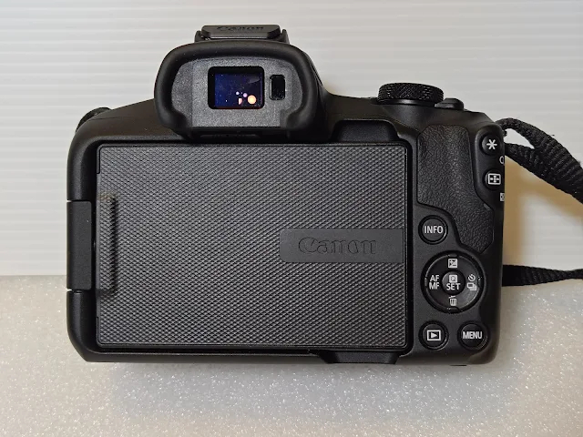 Canon R50 雙鏡組 (RF-S 18-45mm、RF-S 55-210mm)