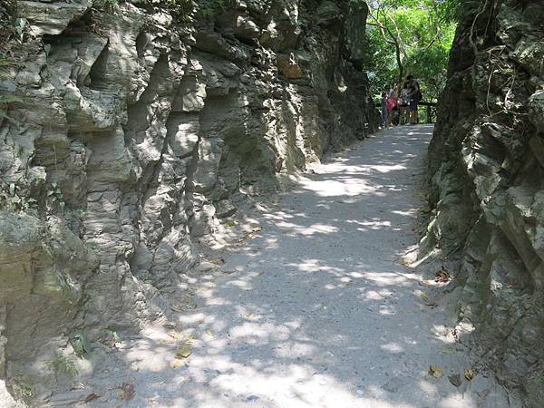 花蓮_小資女兩天一夜自助行(太魯閣砂卡噹、七星潭)