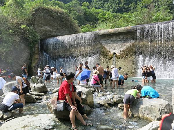 花蓮_小資女兩天一夜自助行(松園別館、翡翠谷、鯉魚潭、東大門自強夜市)