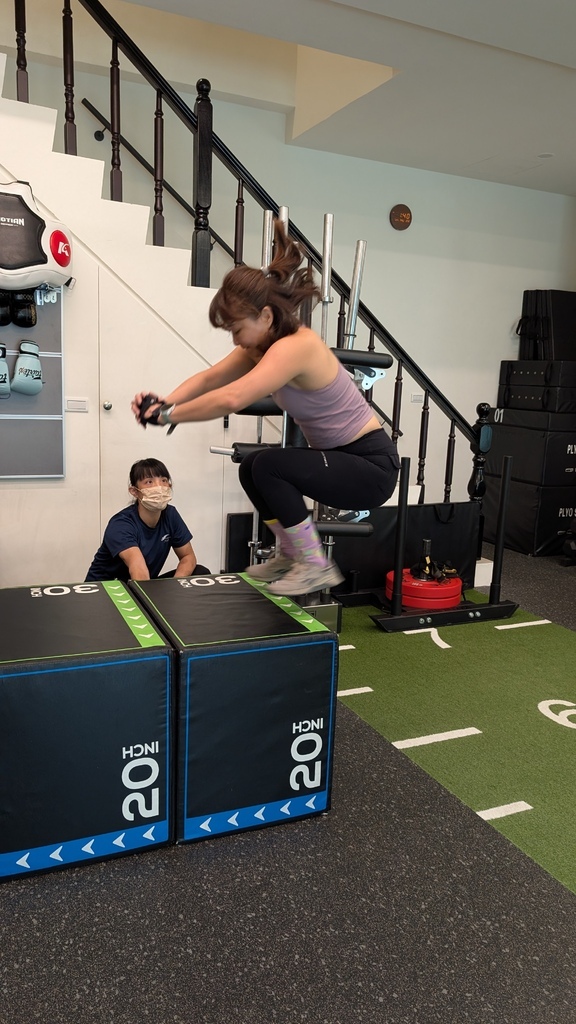 台南健身房推薦｜經歷健康低谷後，她用運動走回陽光｜每一次的喘