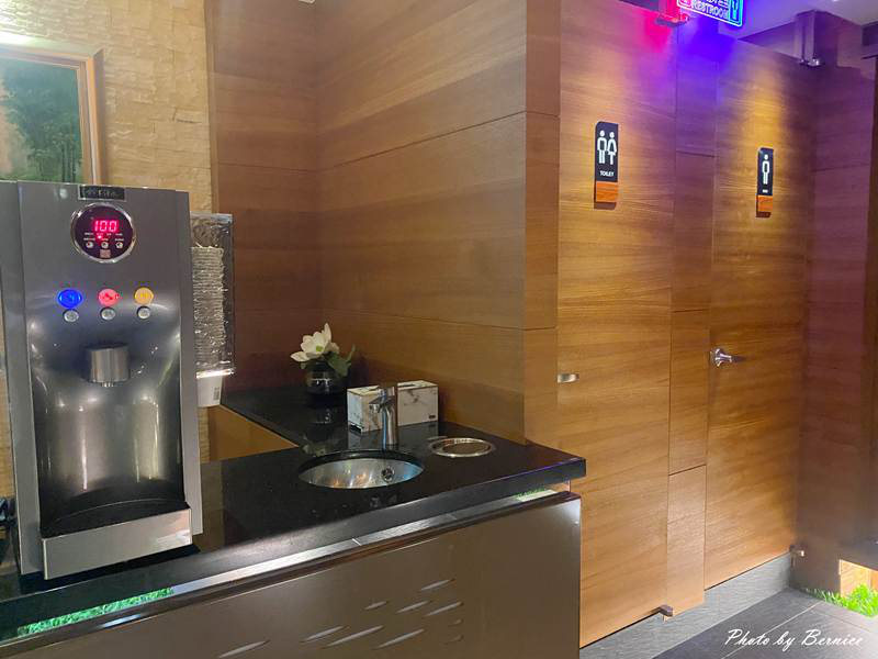 金都精緻溫泉飯店~幸運升級親水景觀冷熱大湯屋 @Bernice的隨手筆記