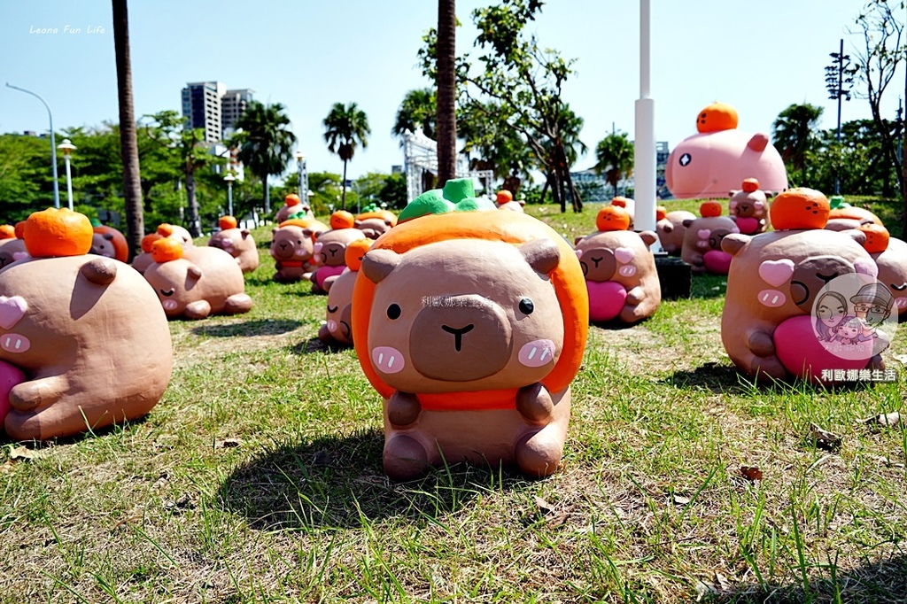 卡比胖拉出沒安平漁人碼頭!巨型水豚裝置 燈光秀超好拍,必訪台南景點攻略。