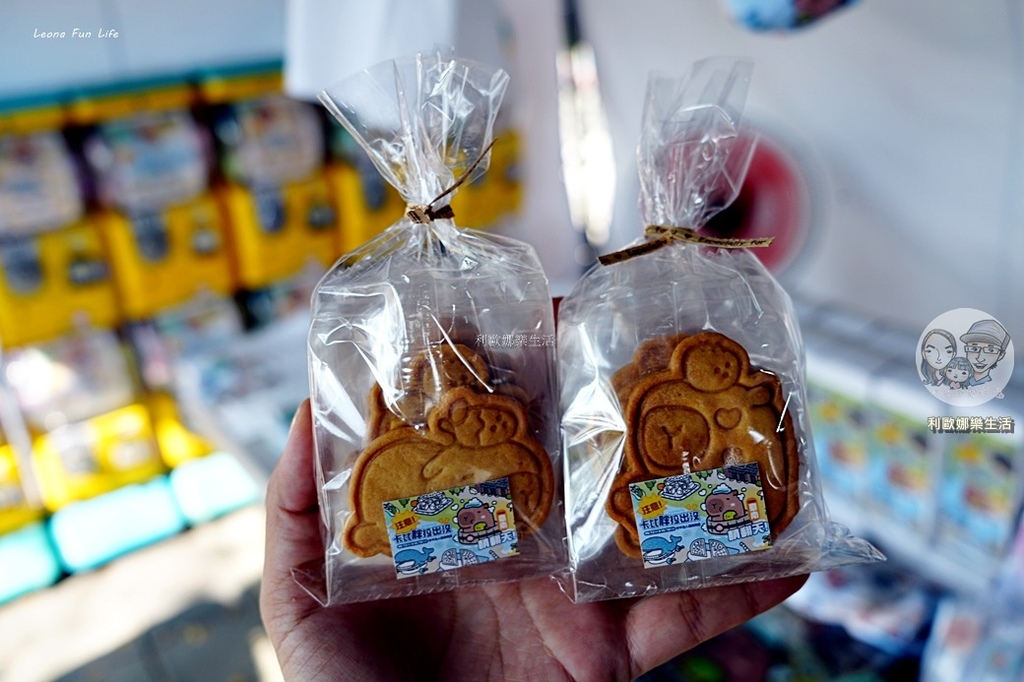 卡比胖拉出沒安平漁人碼頭!巨型水豚裝置 燈光秀超好拍,必訪台南景點攻略。