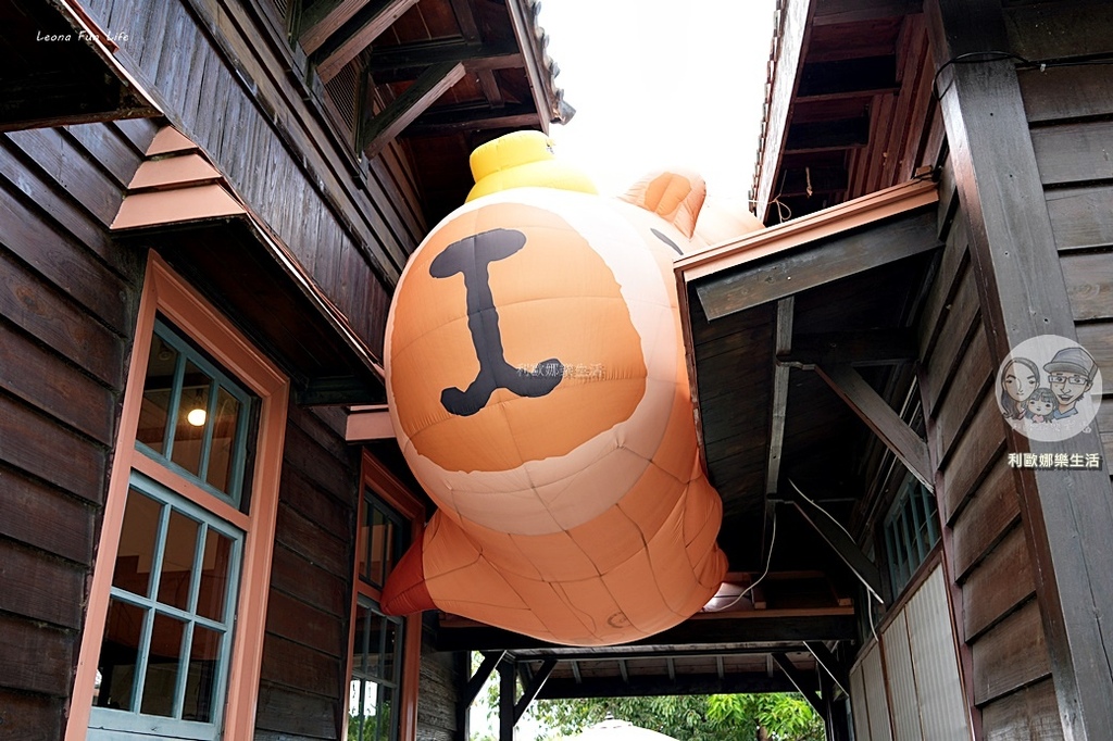 卡比胖拉出沒安平漁人碼頭!巨型水豚裝置 燈光秀超好拍,必訪台南景點攻略。