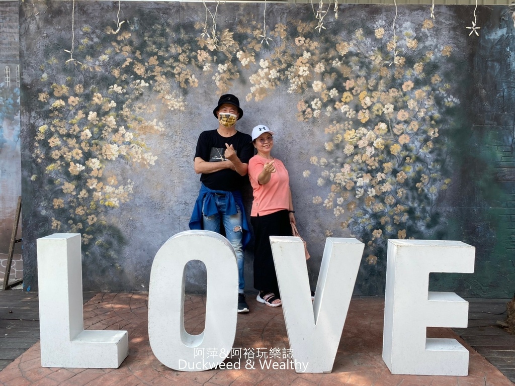 彰化員林最美打卡景點！琉璃仙境必拍粉紅教堂、精靈哈比屋，門票資訊攻略。