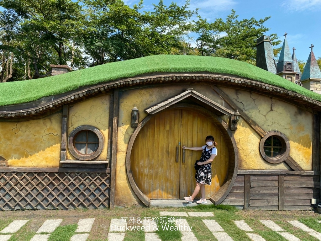 彰化員林最美打卡景點！琉璃仙境必拍粉紅教堂、精靈哈比屋，門票資訊攻略。
