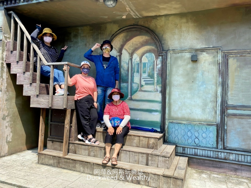 彰化員林最美打卡景點！琉璃仙境必拍粉紅教堂、精靈哈比屋，門票資訊攻略。