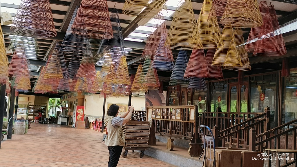 嘉義親子觀光工廠免門票！全台首家製香主題觀光工廠，紅色波波香腳美拍。