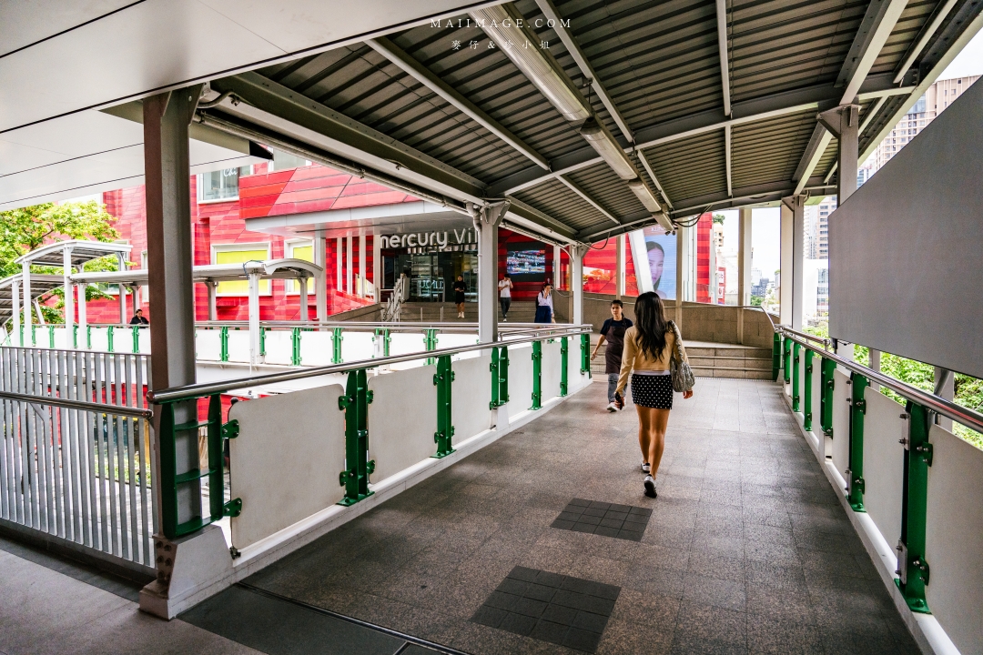 泰國曼谷美食推薦！Savoey上味泰餐館必點咖哩螃蟹，正宗泰式料理老字號。