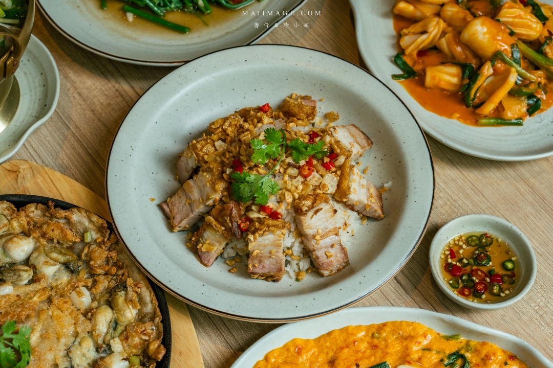 泰國曼谷美食推薦！Savoey上味泰餐館必點咖哩螃蟹，正宗泰式料理老字號。