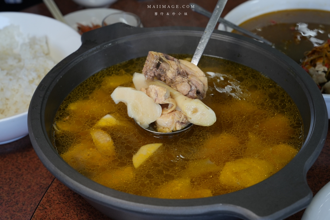 2025花蓮富里金針花季攻略!六十石山金針花海必訪,金針花體驗活動全攻略。