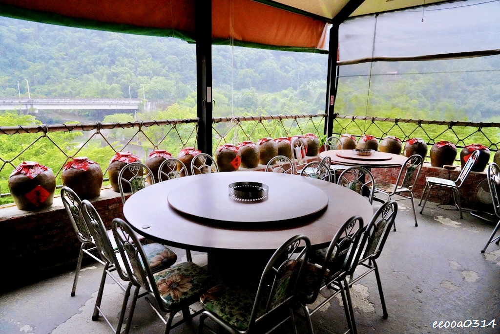 三峽大豹溪玩水攻略｜仙雲閣山莊免費溪邊烤肉玩水 + 荒郊野外