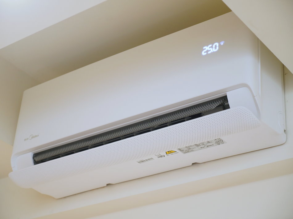 Midea美的CB抗菌無風感變頻冷暖空調