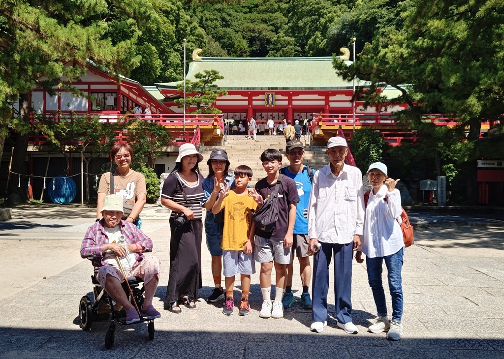 日本旅遊包車首選|BBC青鳥日本包車 專業中日文雙語司機 價