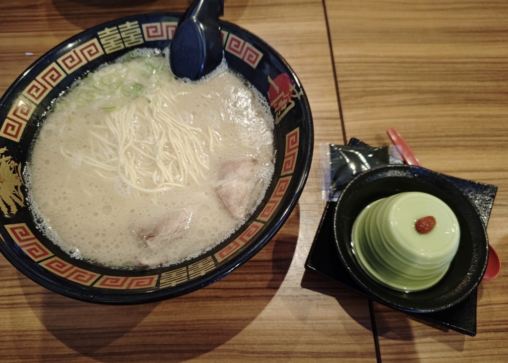 日本旅遊包車首選|BBC青鳥日本包車 專業中日文雙語司機 價