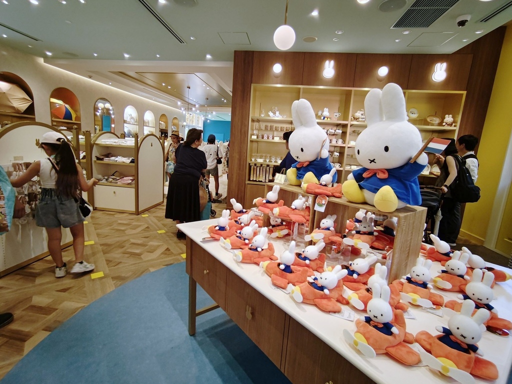 日本旅遊包車首選|BBC青鳥日本包車 專業中日文雙語司機 價