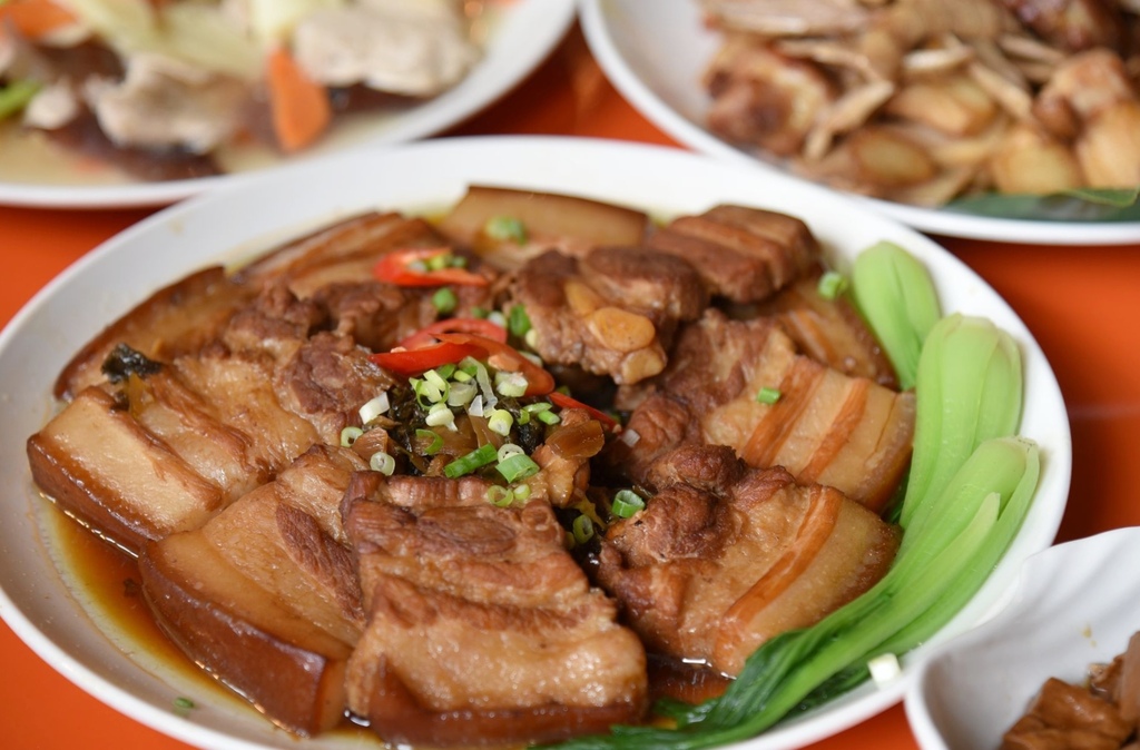 嘉義梅山一日遊行程推薦｜金牌農村太平社區 太平雲梯 太平老街