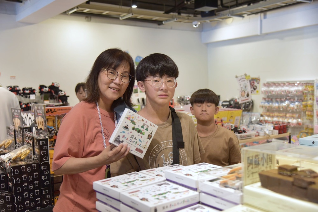 日本旅遊包車首選|BBC青鳥日本包車 專業中日文雙語司機 價