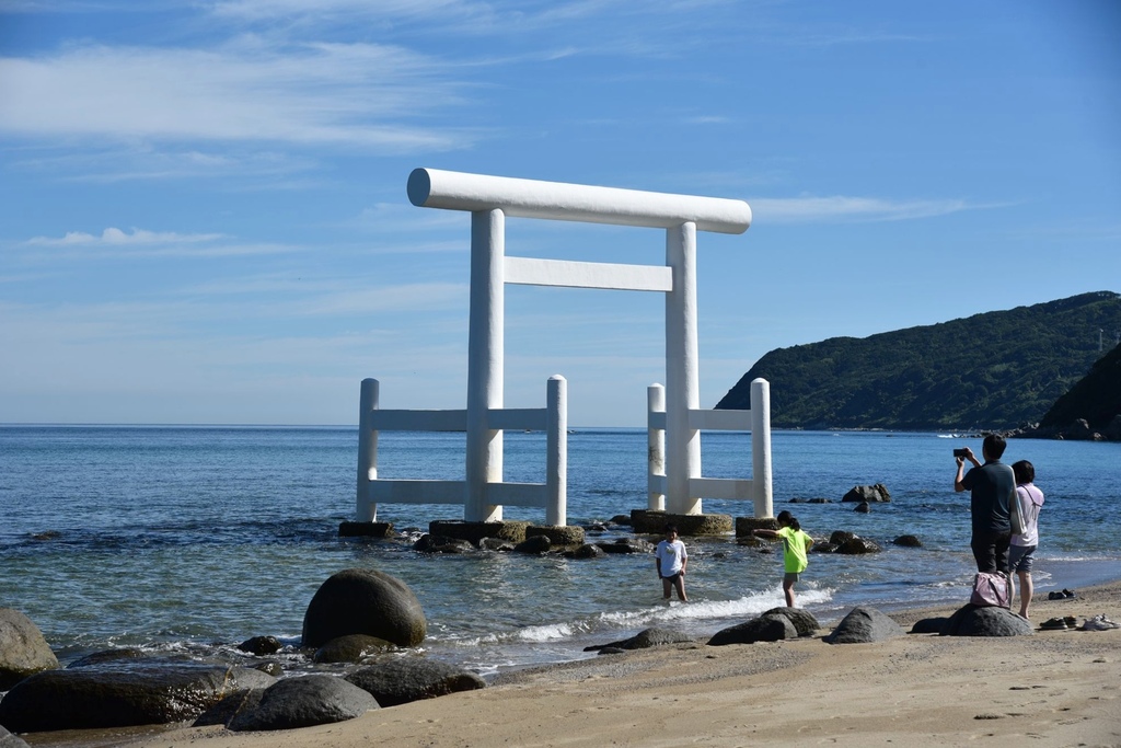 日本旅遊包車首選|BBC青鳥日本包車 專業中日文雙語司機 價