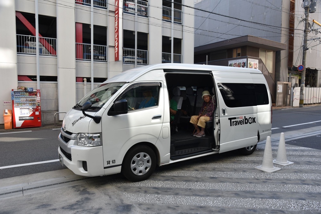 日本旅遊包車首選|BBC青鳥日本包車 專業中日文雙語司機 價